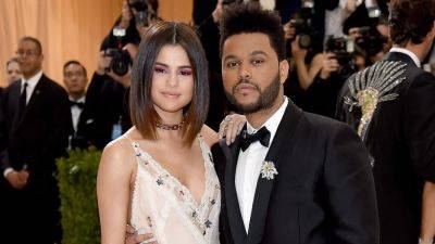 Selena Gomez Shuts Down Rumor Song 'Single Soon' Is About The Weeknd, Reveals Hand Surgery - www.etonline.com