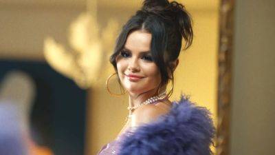 Selena Gomez Says She Underwent Surgery After Breaking Hand - deadline.com - Hollywood