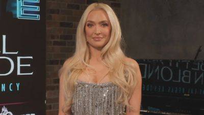 Erika Jayne Says She's Seeing a Younger Guy Following Her Divorce From 84-Year-Old Tom Girardi - www.etonline.com - Los Angeles - Las Vegas