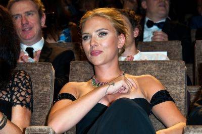 Scarlett Johansson Was ‘Almost In Tears’ When ‘Under The Skin’ Was Booed At Venice Film Festival - etcanada.com - Britain - Hollywood