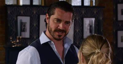 Coronation Street fans say 'it's going to happen' after spotting new couple before affair and baby heartbreak - www.manchestereveningnews.co.uk