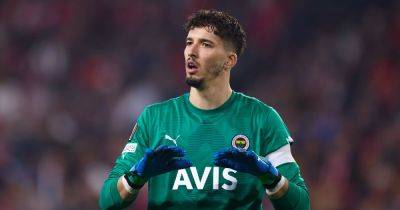 Fenerbache goalkeeper on the radar and more Manchester United transfer rumours - www.manchestereveningnews.co.uk - Manchester - Germany - Turkey - Beyond