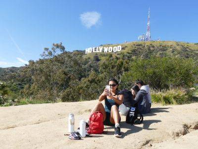 Hollywood Sign: City Council Installing Fencing To Block Views, Considering Prohibiting Tour Buses Near Landmark - deadline.com - Los Angeles - Santa Monica - Lake
