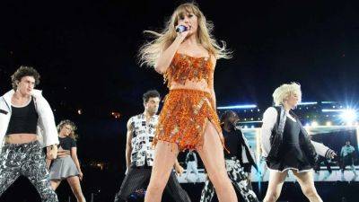 Taylor Swift Kicks Off 6-Night Eras Tour Run in L.A.: Here's Every Celeb Who Went - www.etonline.com - Los Angeles - Los Angeles - city Inglewood