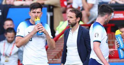 'New challengers' - Gareth Southgate sends England warning to Harry Maguire amid Manchester United uncertainty - www.manchestereveningnews.co.uk - Manchester - Qatar - Beyond