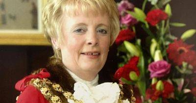 Tributes pour in following death of 'such dedicated' former mayor of Oldham - www.manchestereveningnews.co.uk