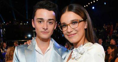 Noah Schnapp Reveals How He Came Out to ‘Stranger Things’ Costar Millie Bobby Brown - www.usmagazine.com - county Brown