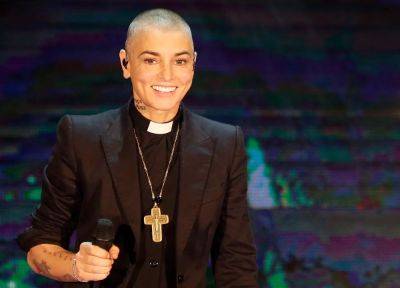 Mourners Gather In Ireland To Pay Their Respects To Singer Sinéad O’Connor - etcanada.com - Ireland - Dublin - county Wicklow