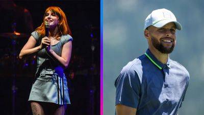 Watch Steph Curry Rock Out With Paramore Onstage - www.etonline.com - USA - state Nevada - San Francisco - Lake