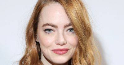 Iconic redhead Emma Stone looks just like Holly Willoughby with new bleach blonde bob - www.ok.co.uk - Hollywood - Santa