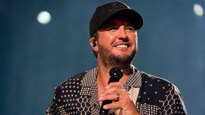 Luke Bryan's credits success to doing things 'the old fashioned-way': 'I worked my butt off' - www.foxnews.com - Tennessee