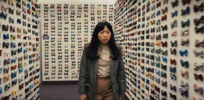 ‘Quiz Lady’ Review: Jessica Yu Directs Sandra Oh And Awkwafina In A Fim About Sisterly Bonds And Quiz Show Dreams – Toronto Film Festival - deadline.com - Taylor - city Holland, county Taylor