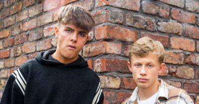 Famous DJ's son lands Coronation Street 'bully' role which he kept secret from his dad - www.dailyrecord.co.uk
