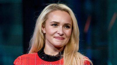 Hayden Panettiere Opened Up About Her Experience With Postpartum Depression - www.glamour.com - Nashville