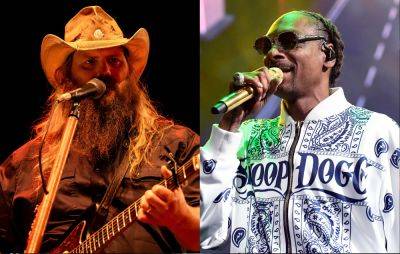 Chris Stapleton and Snoop Dogg cover Phil Collins’ ‘In The Air Tonight’ for ‘Monday Night Football’ theme song - www.nme.com - city Santana