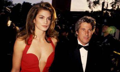 Cindy Crawford reflects on how she changed for Richard Gere in rare interview - us.hola.com - Las Vegas