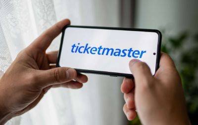People who make more than $600 from reselling tickets to be taxed in the US - www.nme.com - Brazil - USA