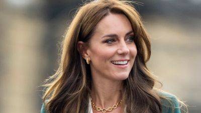 Kate Middleton’s Green Power Suit Is Her Best Yet - www.glamour.com - London
