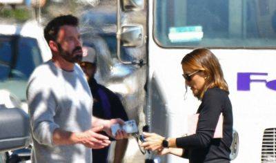 Ben Affleck Gives Ex-Wife Jennifer Garner a Ride After a Tuesday Morning Meetup - www.justjared.com - Los Angeles