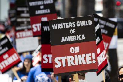 Writers’ Strike To End Wednesday, Tentative Deal Reached After 148 Days - etcanada.com