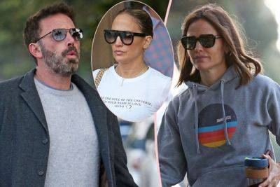 Ben Affleck Gives Jennifer Garner A Ride -- One Week After The Exes Were Spotted Hugging In His Car! - perezhilton.com - California - Kansas City