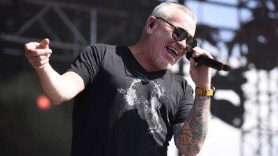 Smash Mouth singer Steve Harwell 'on deathbed' and suffering from liver failure: reports - www.foxnews.com - New York - New York - San Francisco