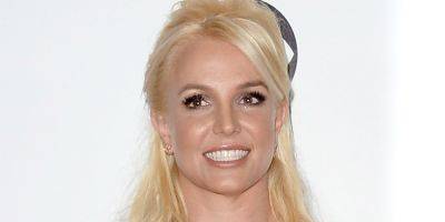Britney Spears Defends Use of Face Tune On Social Media While Sharing Selfie With Cade Hudson - www.justjared.com - county Hudson