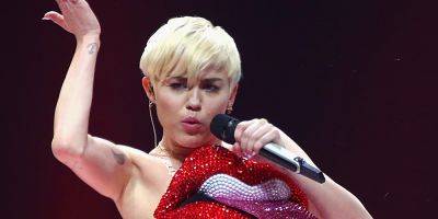 Miley Cyrus Says She Didn't Make Anything Off Of Her 'Bangerz' Tour - www.justjared.com