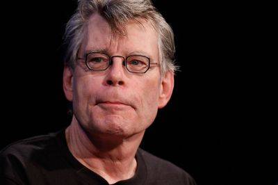 Stephen King Played ‘Mambo No. 5’ So Much His Wife ‘Threatened to Divorce’ Him: ‘One More Time, and I’m Going to F—ing Leave You’ - variety.com
