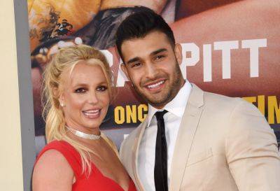 Sam Asghari Unfollows Britney Spears Following Divorce Filing - etcanada.com