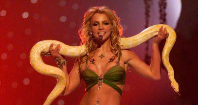 Britney Spears Admits She Was 'Scared' to Perform with Snake at VMAs Back in 2001 - www.justjared.com