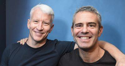Anderson Cooper & Andy Cohen Return to Drinking On New Year's Eve Broadcast, Fans Rejoice - www.justjared.com - county Anderson - county Cooper