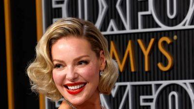 Katherine Heigl Attended Her First Emmys in a Decade for a Grey's Anatomy Reunion - www.glamour.com