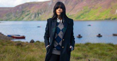 Get Claudia Winkleman’s signature black Hunter wellies from The Traitors for under £100 - www.ok.co.uk