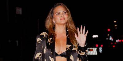 Chrissy Teigen Reacts to Headlines About Her Son's Eating Habits - www.justjared.com - New York