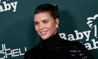 Sofia Richie and her husband Elliot Grainge are expecting their first baby together - us.hola.com - Britain