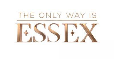 TOWIE legend sparks rumours she's quitting show after split from co-star - www.ok.co.uk - Thailand - Dubai