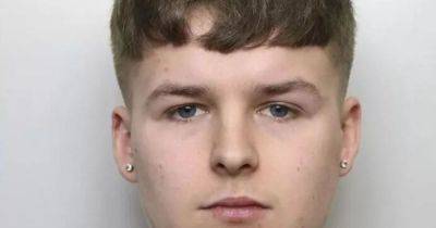 Teen driver opened Snapchat seconds before he ploughed into taxi 'at 80mph' - www.manchestereveningnews.co.uk