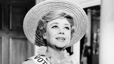 Glynis Johns, Who Played Mrs. Banks in ‘Mary Poppins,’ Dies at 100 - variety.com - Britain - Los Angeles - USA - Washington - county Banks