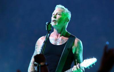 Metallica’s James Hetfield wants someone to invent a microphone with a built-in straw - www.nme.com