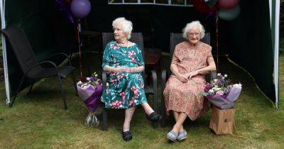 UK's oldest twins, 104, on their secret to a long life - www.manchestereveningnews.co.uk - Britain - Italy
