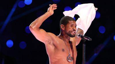 Usher Goes Shirtless at Super Bowl 2024: See Every Photo & Video! - www.justjared.com - Las Vegas