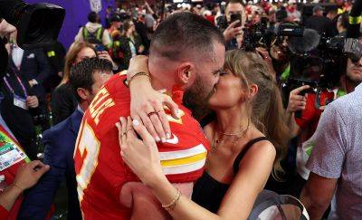 Taylor Swift & Travis Kelce Kiss After Super Bowl Win - Every Photo & Video! - www.justjared.com - Las Vegas - Kansas City