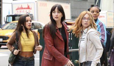 ‘Madame Web’ Review: Dakota Johnson Can’t Save This Forgettable ‘Spider’ Money Grab - theplaylist.net