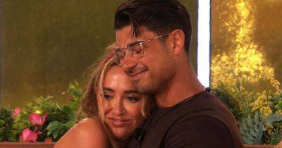 ITV Love Island fans 'convinced' Anton knows Georgia isn't into him as he spots sign - www.dailyrecord.co.uk - Scotland