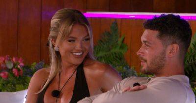 ITV Love Island fans beg Callum and Molly to get back together on old Valentine's Day post - www.ok.co.uk - county Love