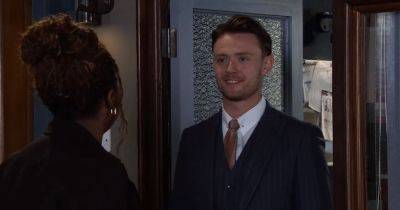 Coronation Street fans 'pretty sure' they know what Joel is hiding after receipt clue - www.manchestereveningnews.co.uk