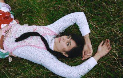 Bat For Lashes announces new album and shares title track ‘The Dream Of Delphi’ with 2024 UK tour - www.nme.com - Britain