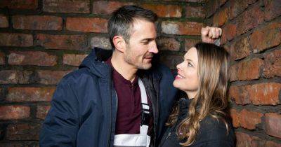 ITV Coronation Street star quits - amid his steamy affair with cobbles legend - www.ok.co.uk - Spain - France - county Weatherfield