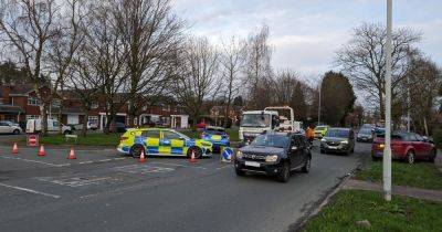 Rush hour chaos after Stockport crash with road blocked off by police - www.manchestereveningnews.co.uk - Manchester - county Lane